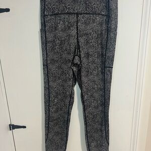 Glyder Charcoal Textured Leggings